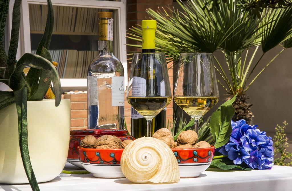 Villa Cetta B&B サン・レオーネ エクステリア 写真